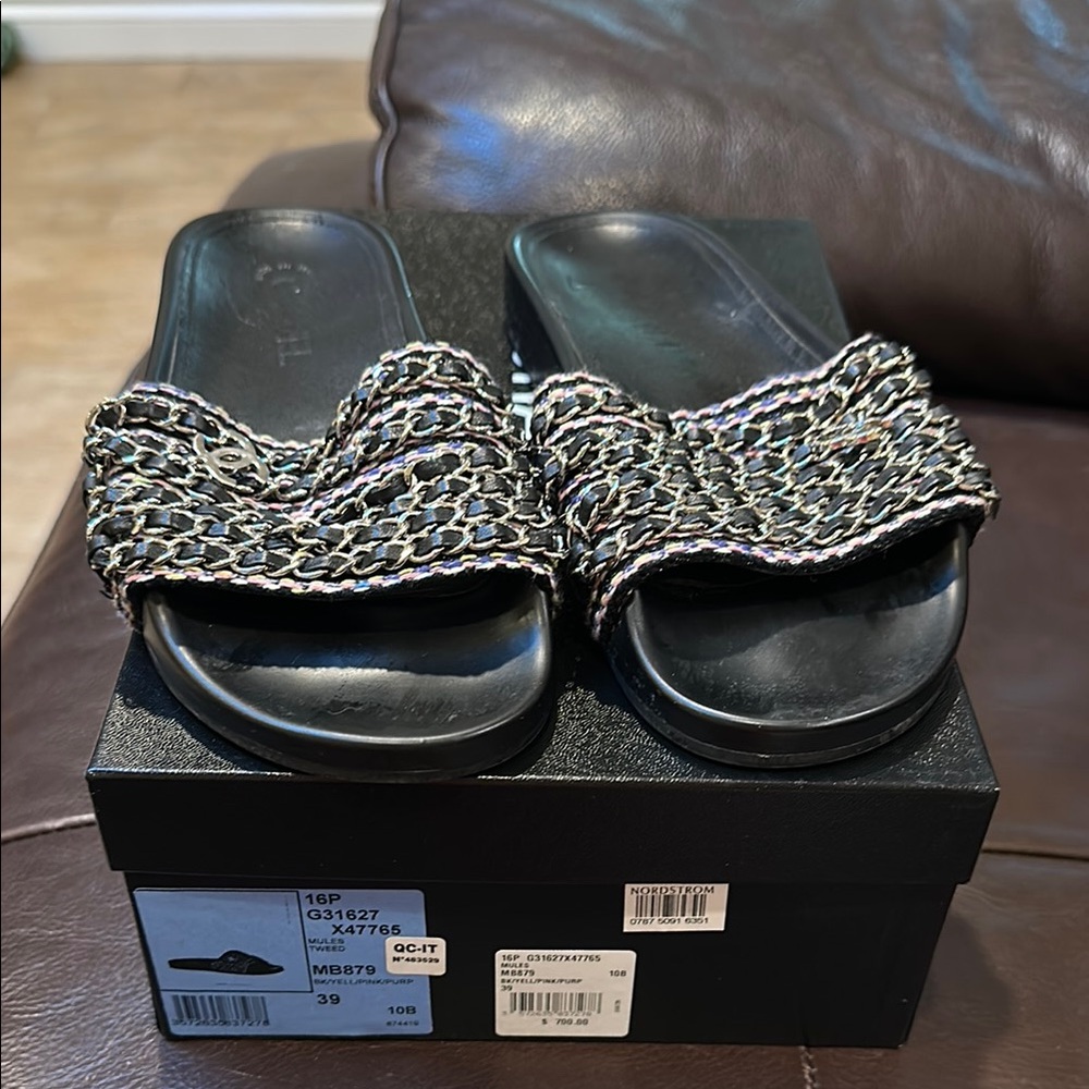 Chanel Slides